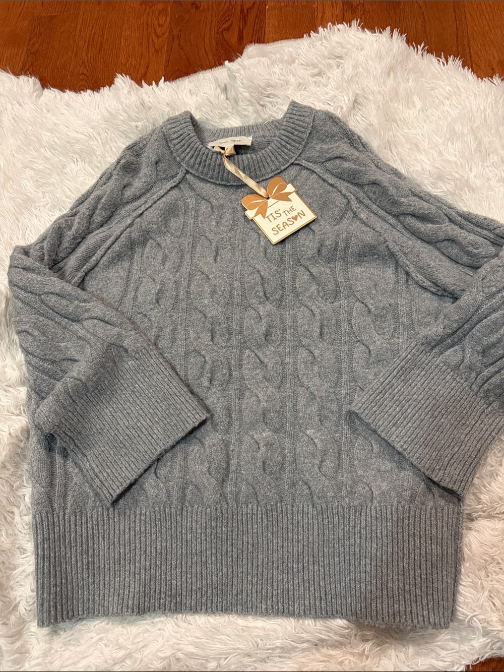 Women’s Pink Rose Cable Knit Crewneck Sweater - Gray XS